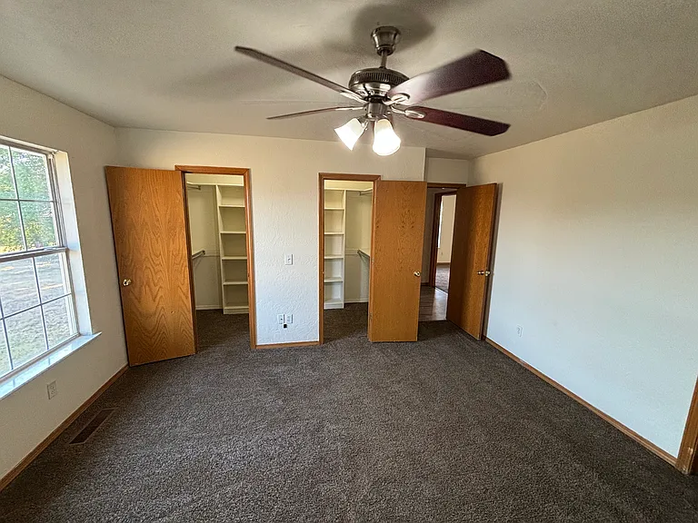 103 W Husband Ct — Photo 11