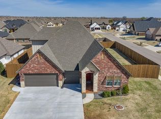 300 Bray Ln, Yukon, OK 73099