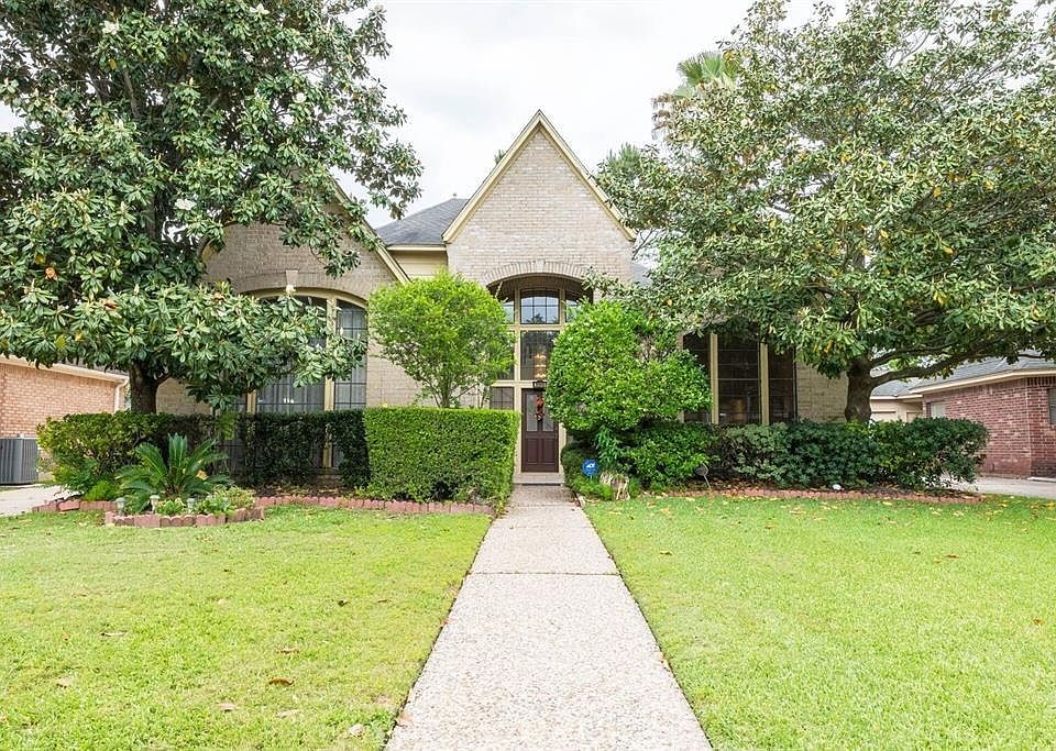1st image of 20310 Prince Creek Dr