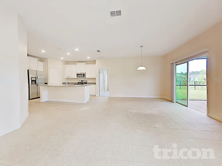 10226 Pavnes Creek Dr — Photo 29