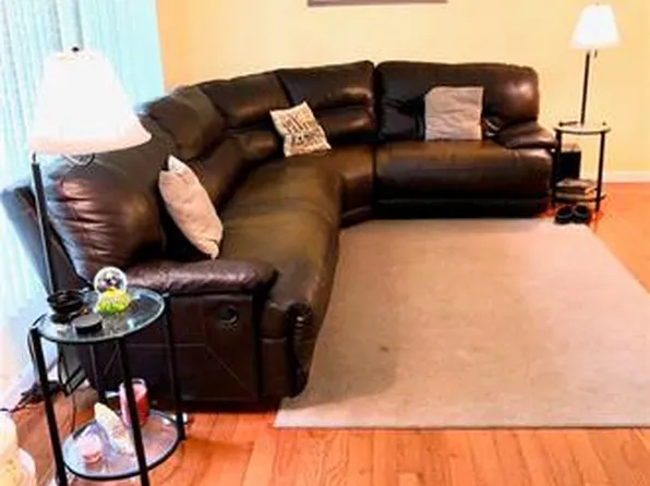 906 Thomas Ave, North Brunswick, NJ 08902