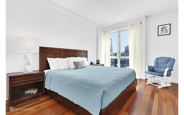Rented by Douglas Elliman | media 4