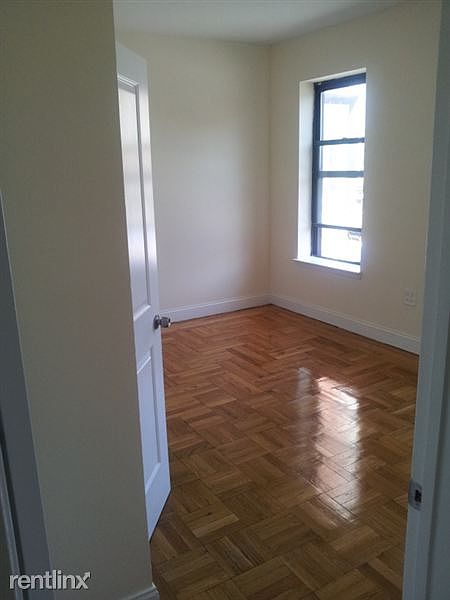 25 Lafayette Ave (3E) B