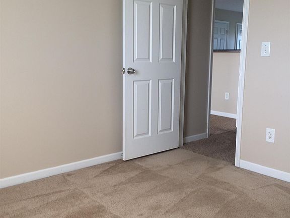 3rd image of 5019 Deer Creek Ct