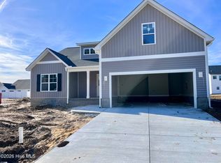 2324 Rhinestone Dr, Winterville, NC 28590