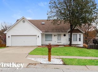 8509 N McDonald Ave, Kansas City, MO 64153