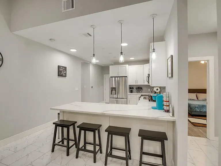 3523 Bain St — Photo 9