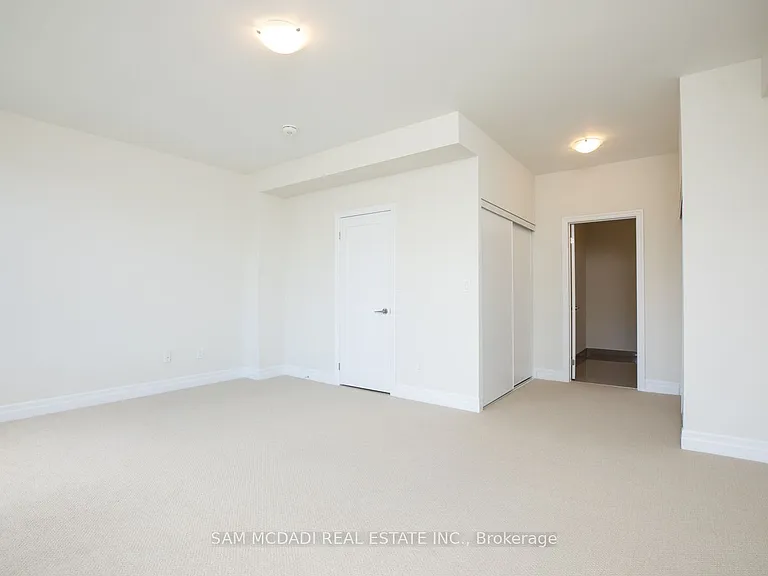 1180 Cawthra Rd #102 — Photo 9