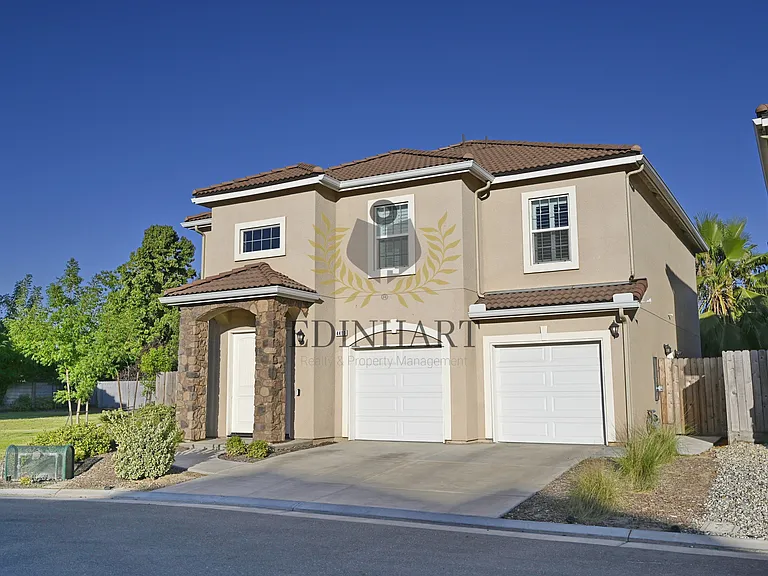 4410 W Langden Dr — Photo 2