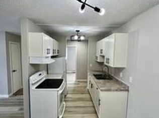 9108 127th Ave NW, Edmonton, AB