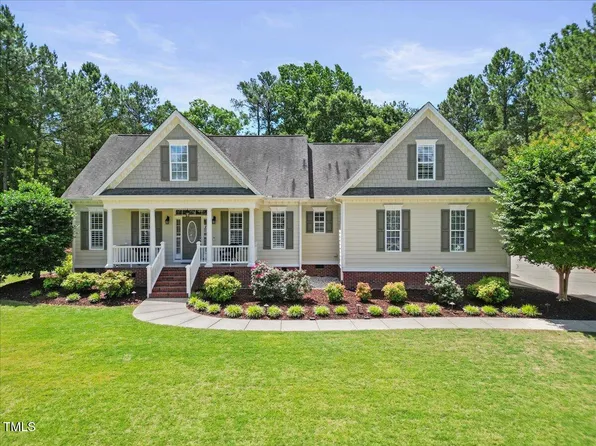 113 Cedardale Ct, Clayton, NC 27520