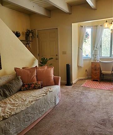 4th image of 33301 Lakeview Dr