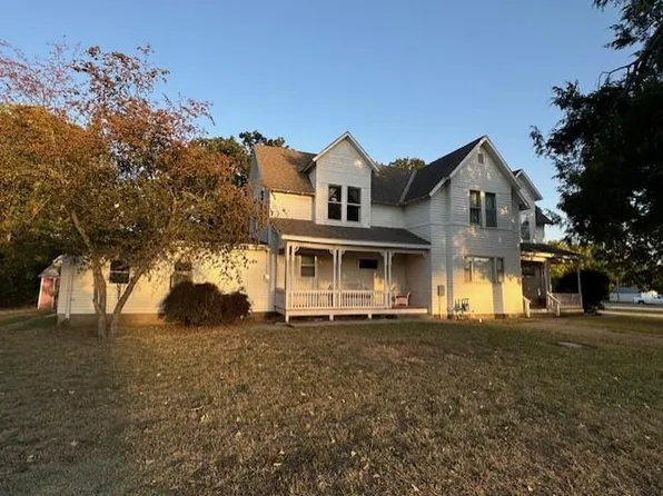 504 N Custer St, Delphos, KS 67436