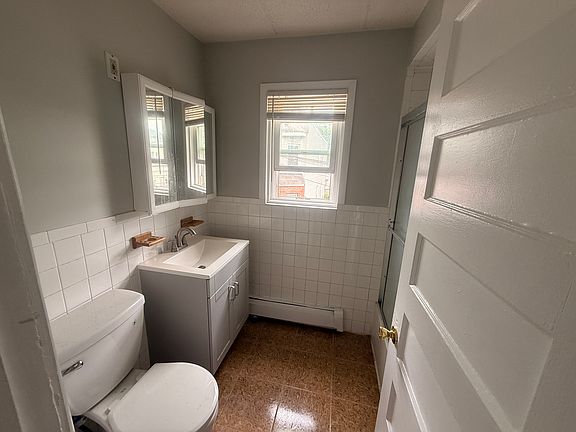 5th image of 50 Cortland Pl #L2