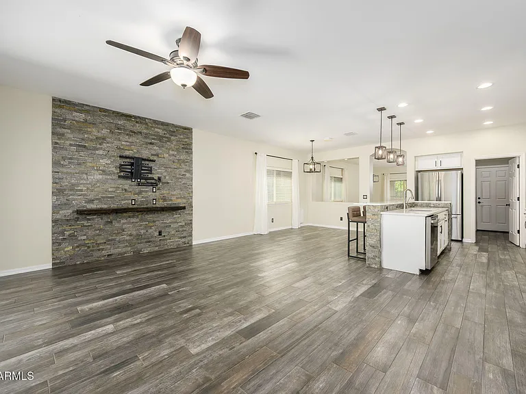 538 W Gum Tree Ave — Photo 6
