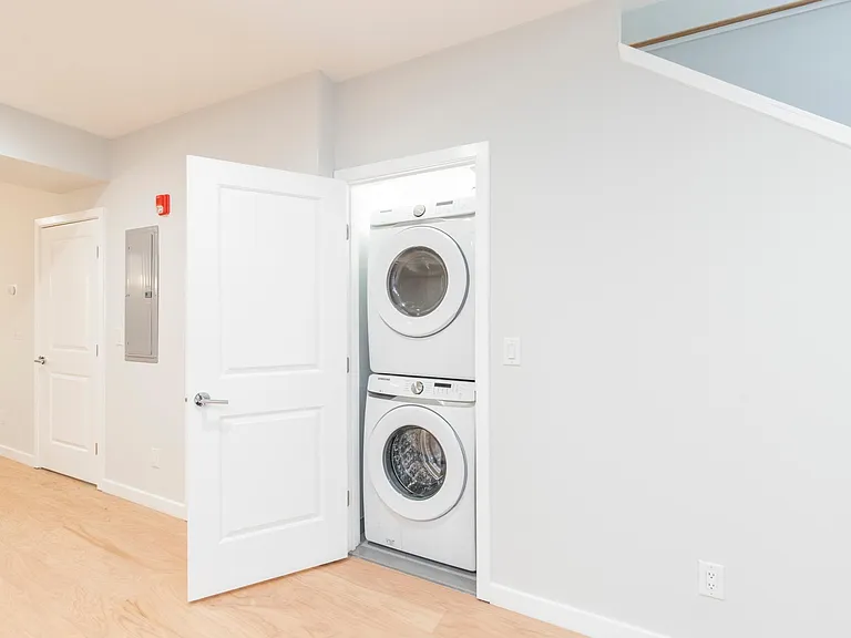 757 N Uber St #2 — Photo 7