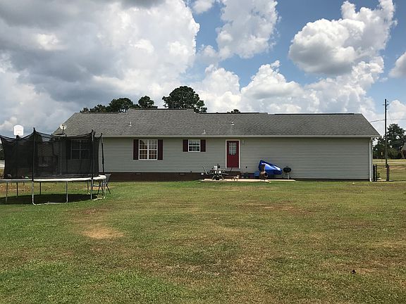 3rd image of 31 Broom Dr
