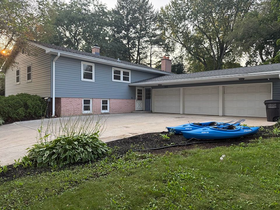 1st image of 908 Roby Rd