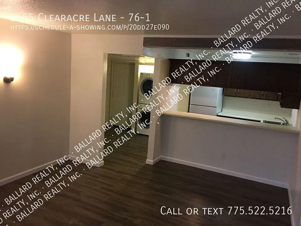 2555 Clear Acre Ln #76-1