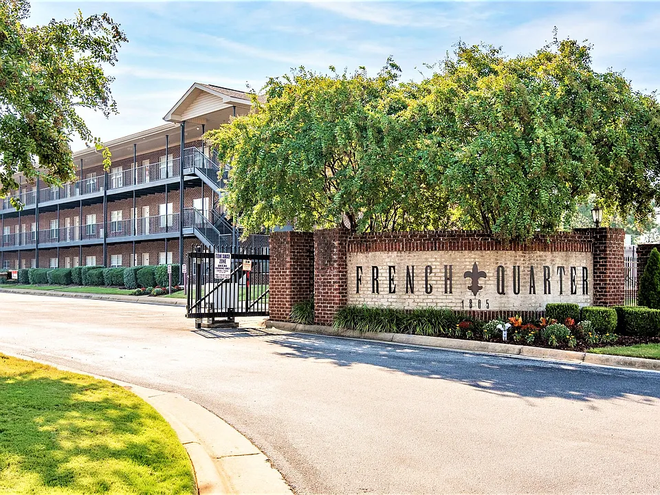 French Quarter Apartments