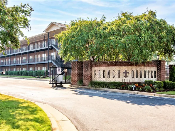 French Quarter Apartments