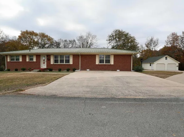213 High Point Ave, Muscle Shoals, AL 35661