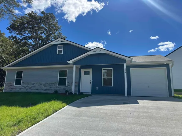 384 Edgefield St, Chesnee, SC 29323