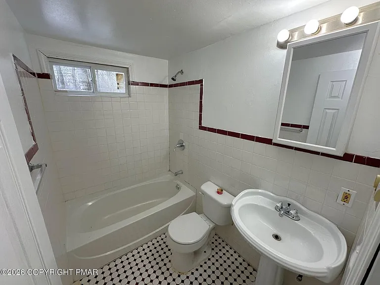 8900 Raccoon Trl — Photo 8