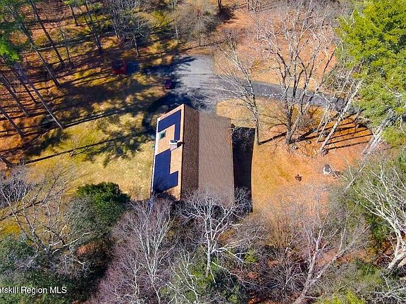 3rd image of 88 County Road 54