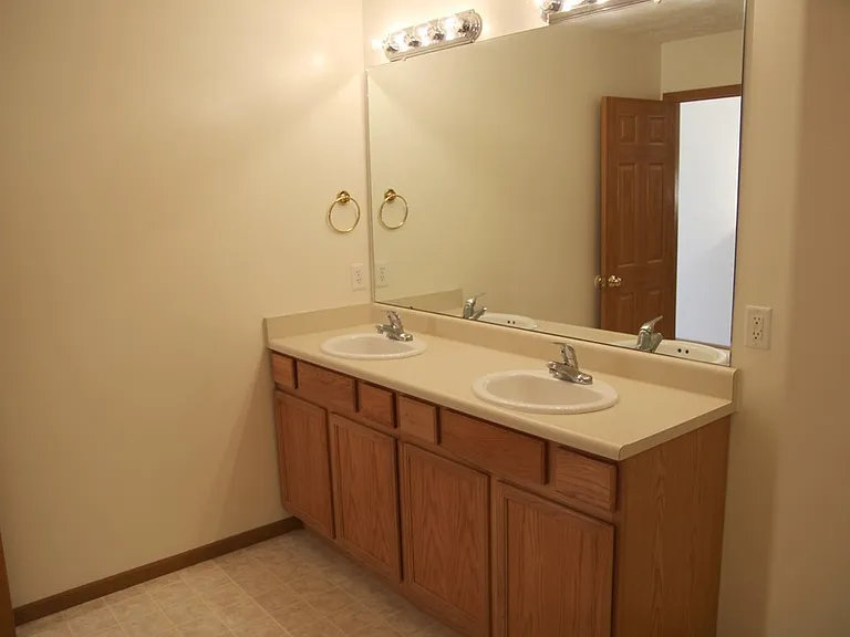 101 Brookside Dr — Photo 15