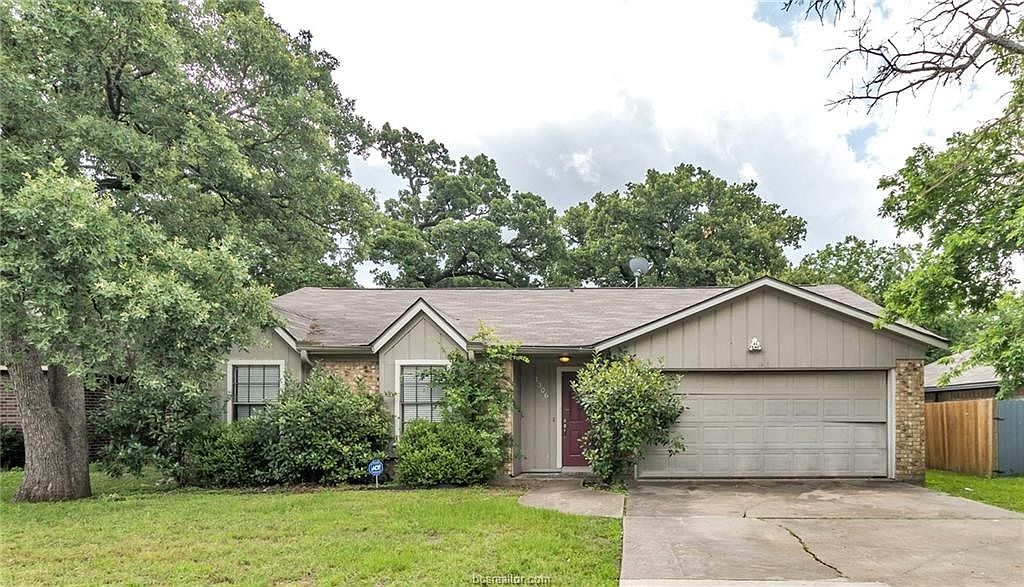 1306 Hardwood Ln, College Station, TX 77840 Zillow