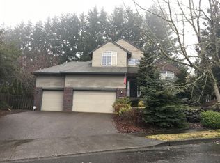 19790 Spring Ridge Dr, West Linn, OR 97068