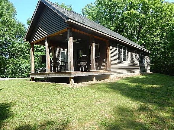 2nd image of 35 Thoreau Dr