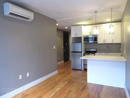 Rented by Rennit Inc. | media 44