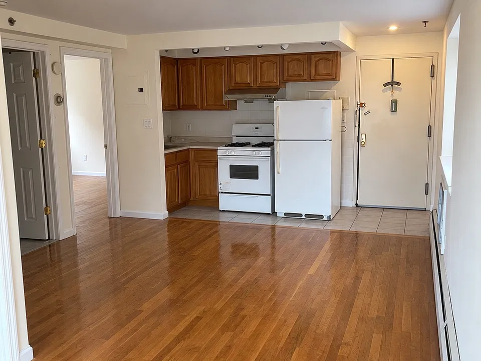 36-33 169th St #2-R