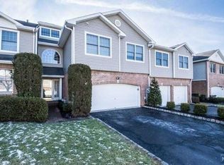 18 Waldeck Ct #34, West Orange, NJ 07052