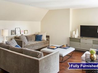 72 E Walton St, Chicago, IL 60611