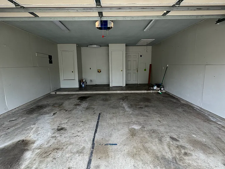 2 car garage with W/D hookups