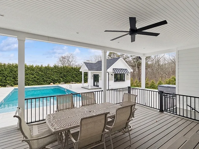 47 Old Riverhead Rd — Photo 46