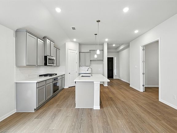 6th image of this home