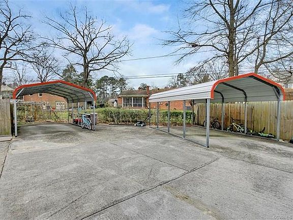 3rd image of 4305 Windy Oaks Ln