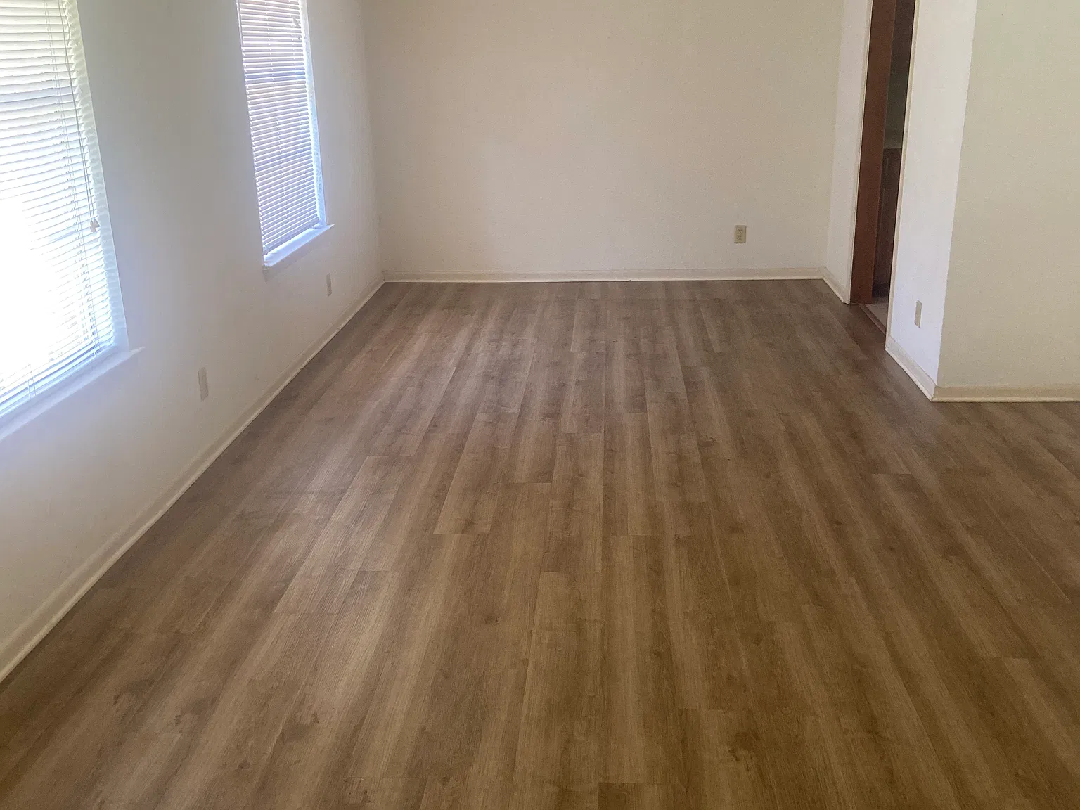 3706 Woodchester Ln — Photo 4