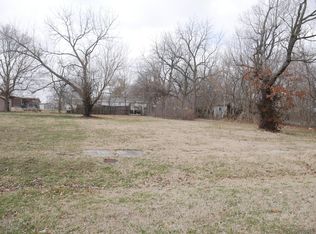 407 S Missouri St, Marionville, MO 65705