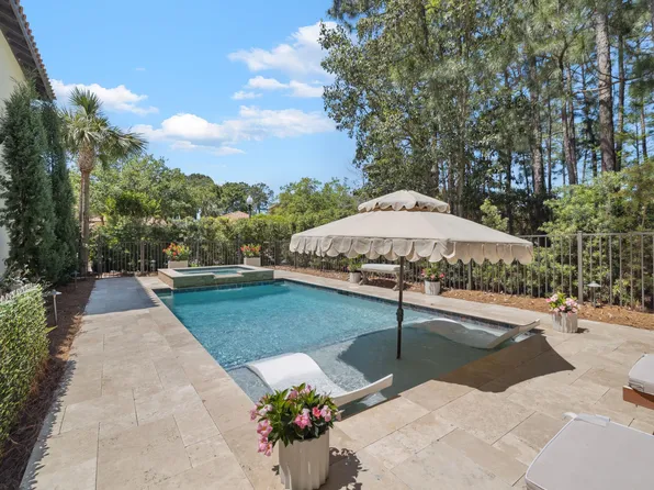 2512 Vineyard Ln, Miramar Beach, FL 32550