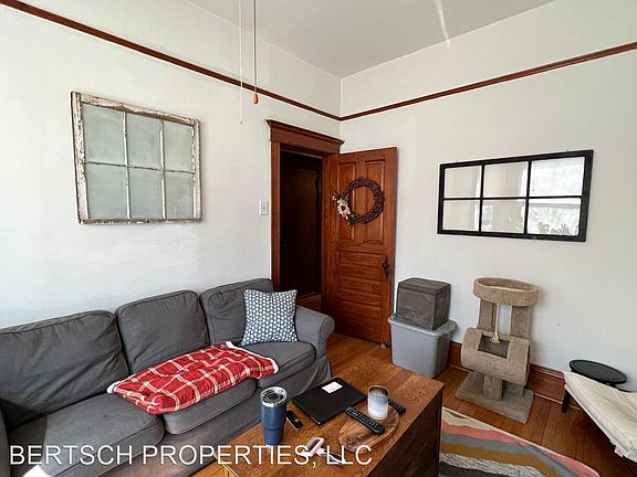 4th image of 2032 W Eastwood Ave #1E