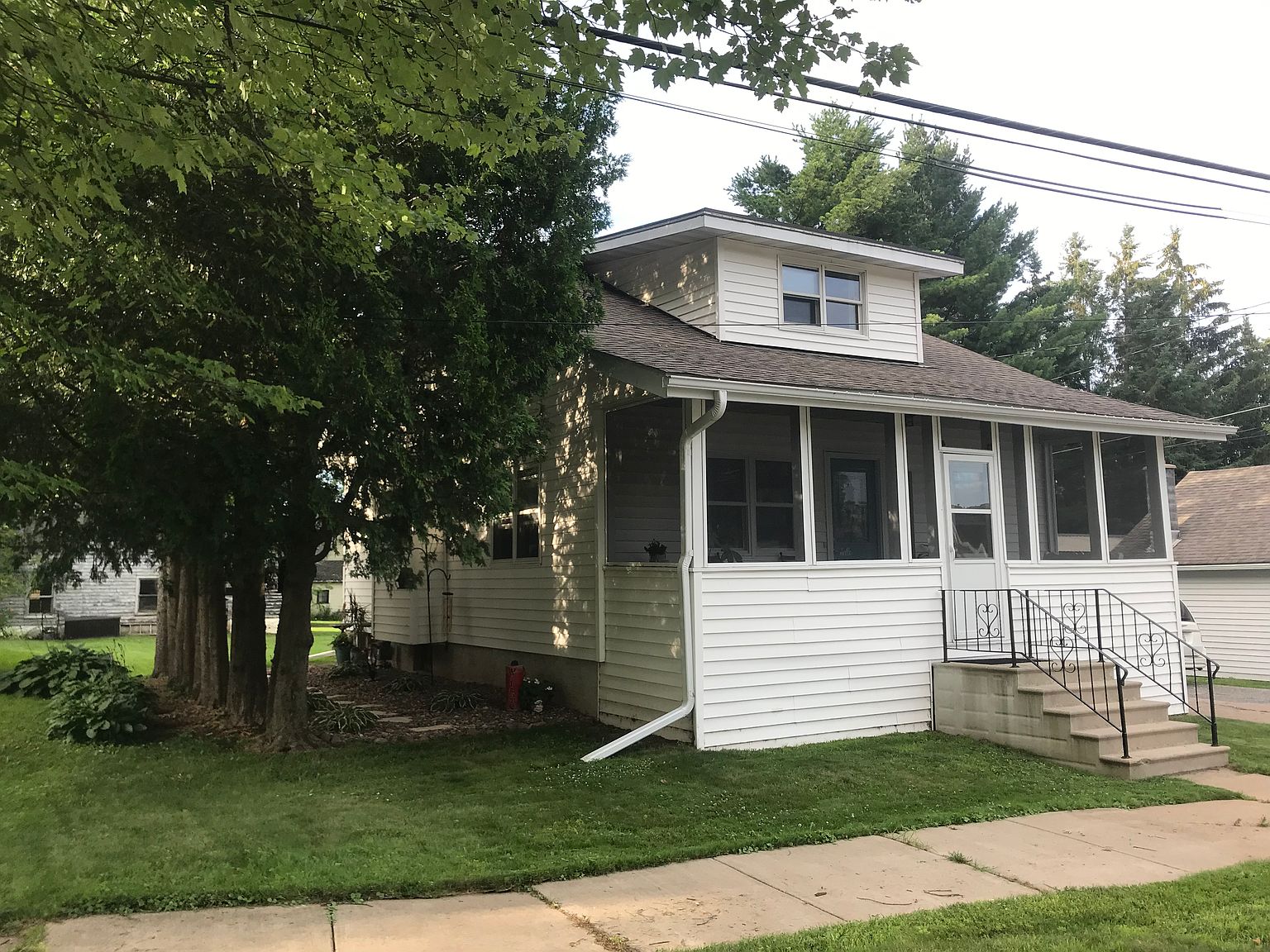 508 Munes St, Athens, WI 54411 Zillow