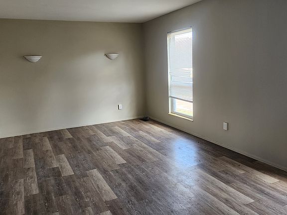 2nd image of 6655 Blossomwood Dr