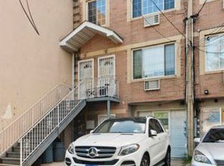 33 E 51st St #1, Brooklyn, NY 11203