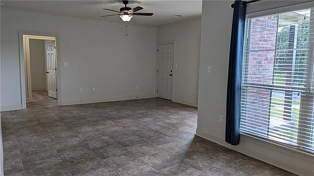 9725 Kinglet Dr — Photo 22