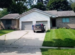 3613 Newcastle Dr SE #B, Grand Rapids, MI 49508